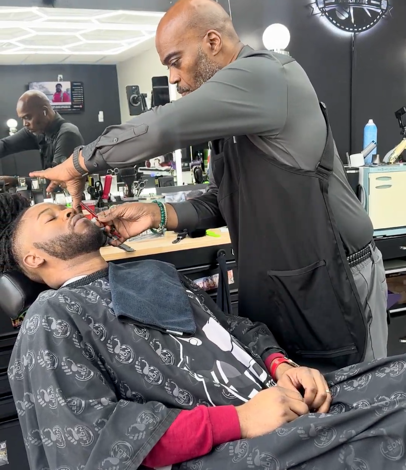 Downsizing salon owners can get better business freedom, profit retention, and work-life balance with a salon transformation to a salon suite. Quality Stylz Salon Suites in Odenton is the best salon suite provider in the Baltimore area, Pikesville, Lansdowne, and Odenton. Hair salon suites near me, salon suites for rent.